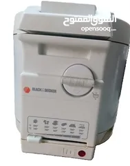  4 قلاية بالزيت ماركة Black $ Decker