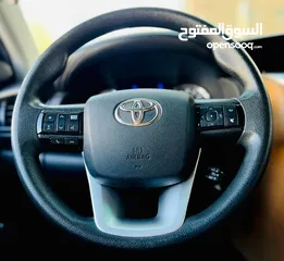  18 A Clean And Well Maintained TOYOTA FORTUNER 2020 White GCC 48,000KM