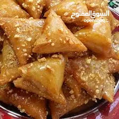  21 بيع اكلات مغربية وحلويات +الاكل العالمي