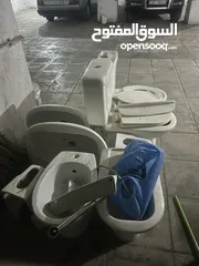  1 طقم حمام لون ابيضّ وبيج