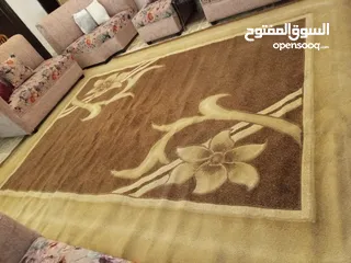  2 سجاده كبيره الحجم استعمال بسيط بحاله جيده جدا السعر 75