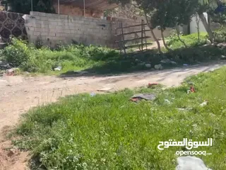  11 بيت مستقل للبيع ارض (حجه) مش قوشان طبربور مع ارض مساحه 745
