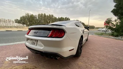  5 Ford Mustang GT 2019 V8 Engine