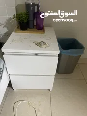  3 كومدينا عند الرأس من أكيا استعمال 7 شهور يحتاج لها تنضيف فقط ومبخره عالقه