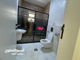  22 شقة / للايجار / شبه لم تسكن / خلدا / 200 متر