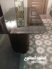  1 طاولة مميزة للبيع