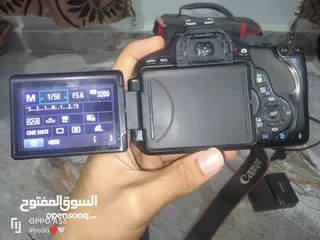  2 كاميرا كانون