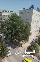  10 شقه للبيع عمارة اربع طوابق مصعد عمر البناء18سنه مفرق شارع المحكمه وللارسال
