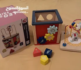  1 Wooden activity cube