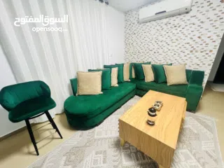  3 طقم زاويه تفصيل محلي شبه جديد غبره فش عليه معاه 11 محده كبار قياس 6 متر 3*2 مريح جدا وخشب ثقيل