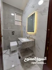  16 شقة طابق اول 4 نوم مجدده بلكامل خلف مطعم ورد بأقل سعر بلمنقطه