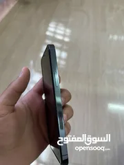  3 iPhone 12 Pro مستعمل بحاله الوكاله بـ 255ریال قابل للتفاوض