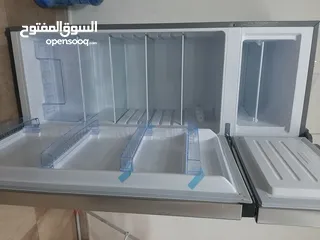  2 ثلاجة جديدة استعمال شهر فقط للبيع بسبب صغر الحجم 600 ريال فقط. في منطقة الوكير