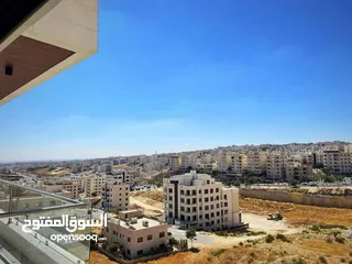  26 شقة ارضية للبيع في الجبيهة 145م + 50م ترس وكراج مستقل (شقتين في الطابق) على 3 شوارع من المالك