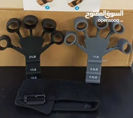  2 أداه تمرين قبضه الاصابع والمعصم قابله للتعديل وممتد الاصابع 2 قطعة خفيف وثقيل 3مستويات مقاومة
