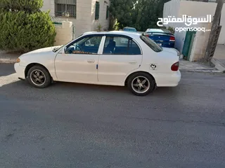  2 هونداي أكسنت موديل 1994 نظيفة للبيع