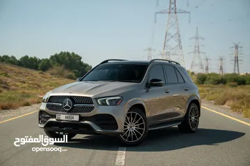  1 مرسيدس GLE450 موديل 2023 لون برونزي فل اوبشن بحالة ممتازة