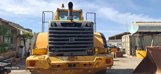  27 جرافات عدد 2  Volvo F180 +Volvo E180