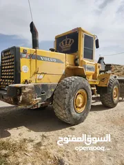  6 جرافه فولفو  90 D