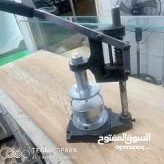  1 مكبس برغر دجاج ولحمة  قرص كبير مستعمل بحال لجديد بسعر مغري جدا