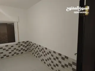  8 شقة فارغه للايجار 3 غرف 2 حمام و  صالون مقابل الجامعة التطبيقه شفا بدران  اطلاله رائعه حي ام زويتنه