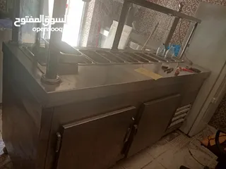  1 ثلاجة عرض +صاج فلافل للبيع