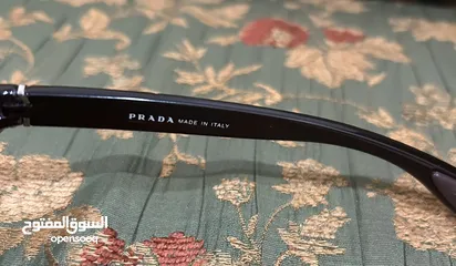  4 نظارة برادا ايطالي شبه جديدة    Prada glasses