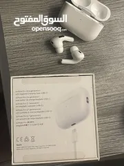  2 Apple AirPods Pro 2nd generation  USB-C charging & wireless charging مع العلبة و الشاحن و كفر