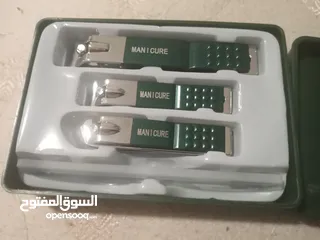  1 A good quality manicure set at good price.