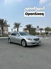  2 LEXUS LS-460 2007
