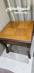  1 طاولة وسطية مع طاولتين جانبيات