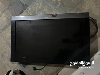  4 اكس بوكس ون مع شاشة