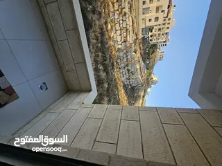  9 شقه مفروشه للايجار لعائله صغيره او عرسان