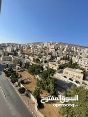  9 مكتب للبيع موقع مميز جدا  برج الساعة