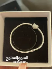  29 سناسيل و اساور باندورا الاصليه مختومه