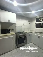  8 Fully furnished apartment 1bhk including all bills بالخوير شقه غرفه وصاله وحمام ومطبخ فرش جديد