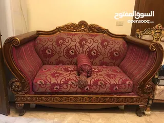  2 طقم كنب حفر زان فاخر لون فوشي جميل جدا