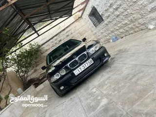  19 BMW E39 525i