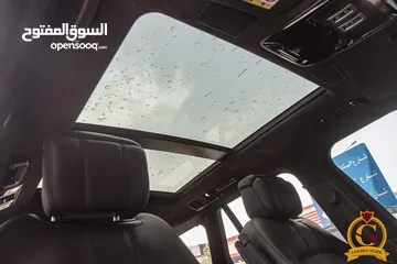  12 Range Rover Vogue 2021 Autobiography Black package   السيارة وارد الماني و قطعت مسافة 33,000