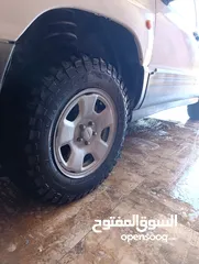  3 جيب سوبارو موديل 2000