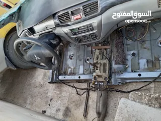  1 قطع متسوبيشي لانسر بركب على موديلات 2002_2014 glx