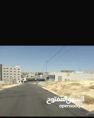  2 مجمع تجاري ودخل ممتاز للبيع