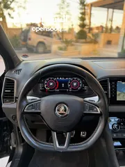  13 ŠKODA KAROQ SPORT LINE 4X4  .  2019/2020