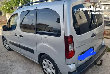  1 بيجو بارتنر