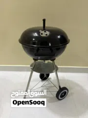  2 Kettle gril in brand new condition