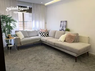  24 شقه مع روف من المالك مباشره بسعر مغري