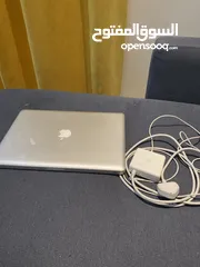  1 MacBook Pro