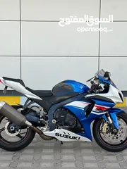  6 سوزوكي GSXR 1000R 2015