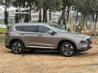  18 هونداي سنتافي موديل 2019 ترخيص 2018 دفع رباعي 4*4 اضافات مميزة جداً بدون فتحة