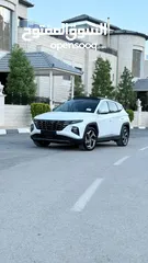  15 هونداي توسان 4/4 هايبرد